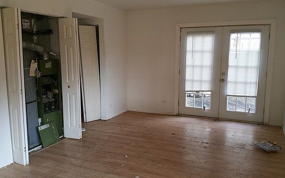 3rd image of 1755 E Canterbury Trl