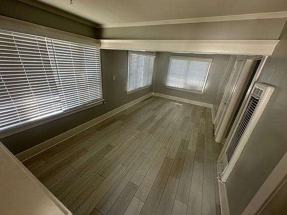 5th image of 1117 E Appleton St #1121.50