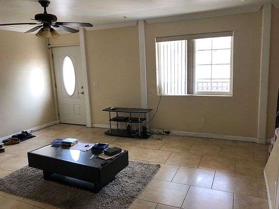 3rd image of 4703 Beverly Blvd #4