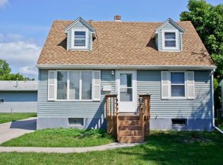 122 5th Ave W, West Fargo, ND 58078