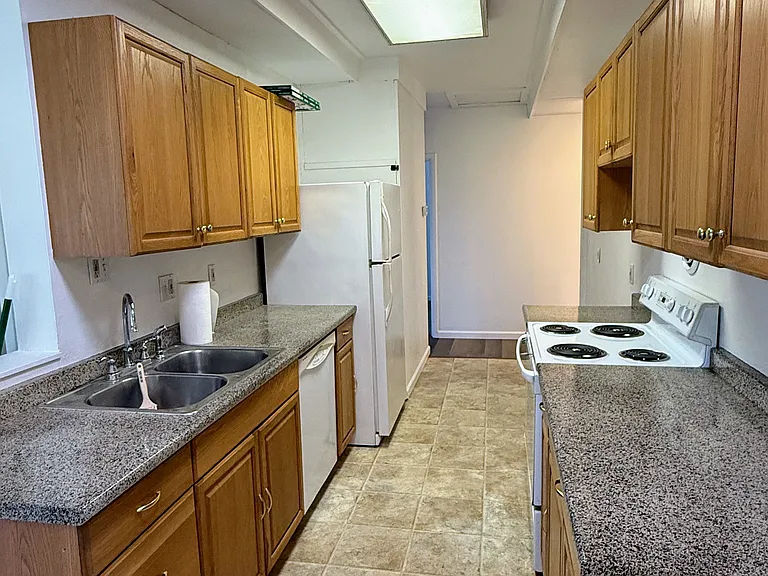 51 Basalt Way — Photo 6