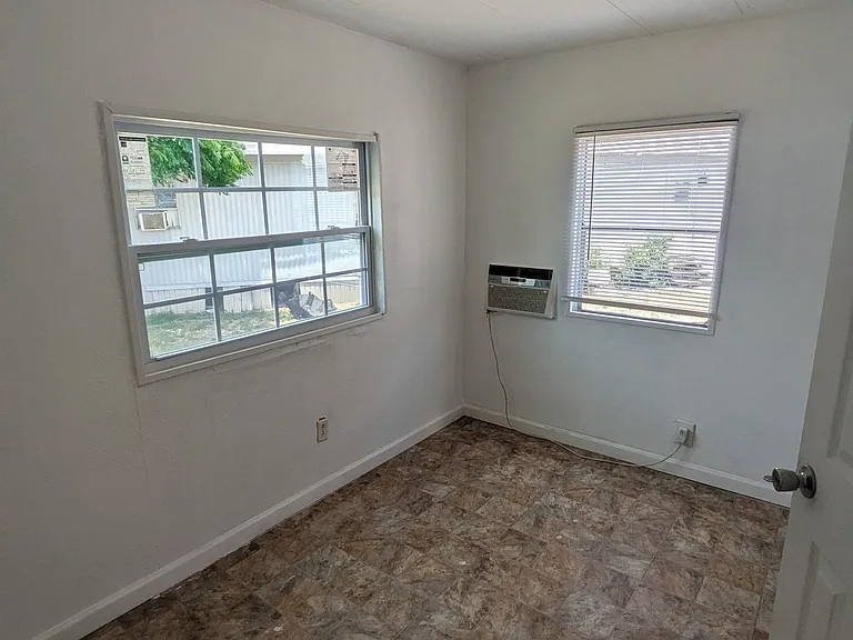 920 Boardwalk Ln #878 — Photo 9