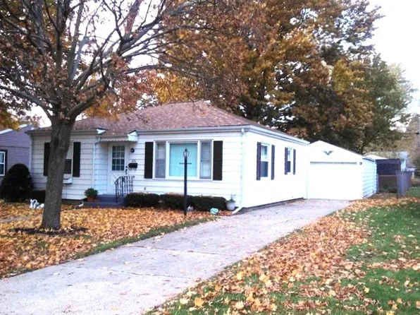 806 W 11th St, Sterling, IL 61081