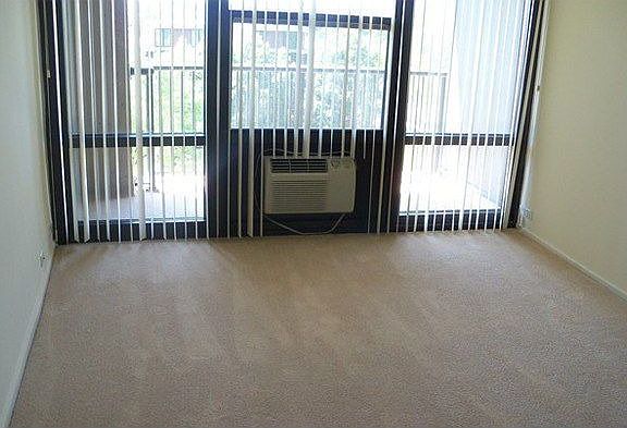 4th image of 3001 S Michigan Ave Unit 604