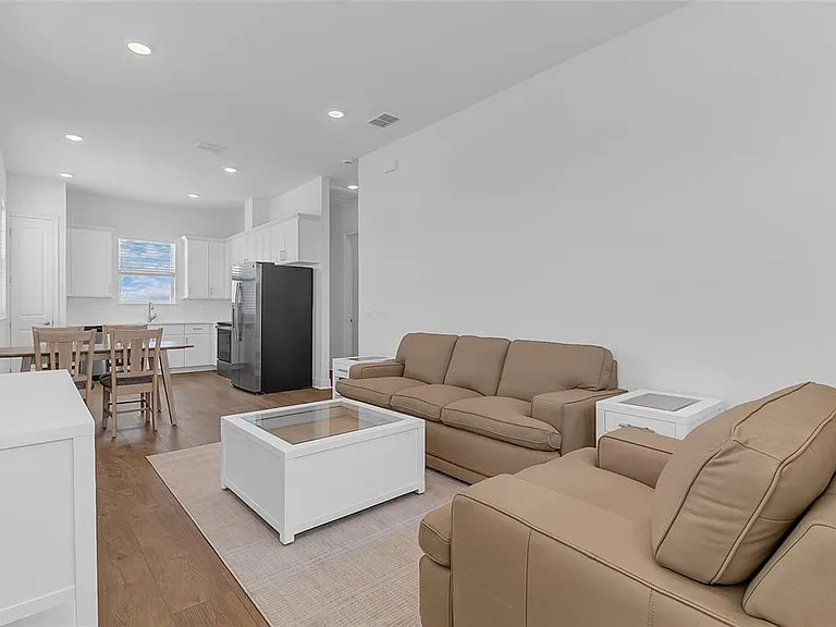 9687 Macbride Dr — Photo 4