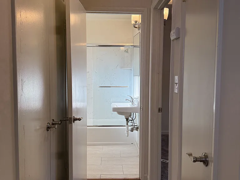 93 W Reed St #7 — Photo 5