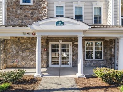 23 Augustus Ct Unit 4003, Reading, MA, 01867