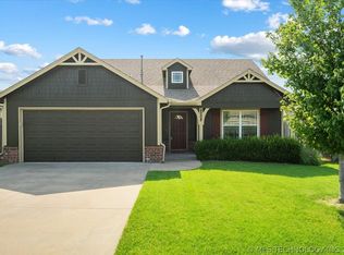 9008 S 254th East Ave, Broken Arrow, OK 74014