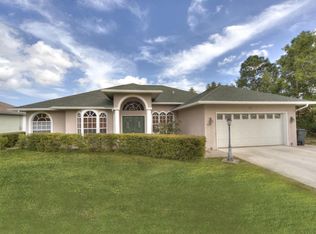 512 SE Nome Dr, Port Saint Lucie, FL 34984