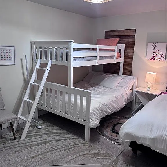 6304 Beechwood Ave — Photo 44