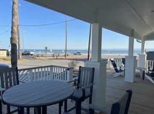 1711 16th St, Galveston, TX 77550