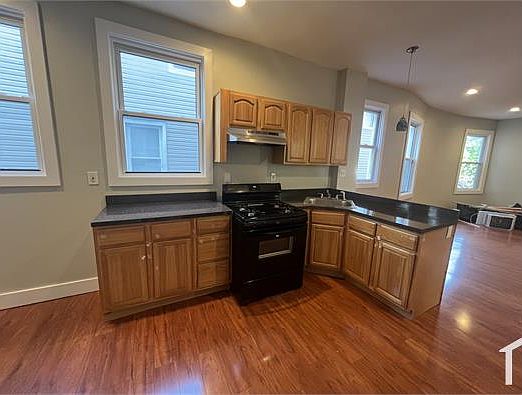 1st image of 309 Avon Ave APT 1
