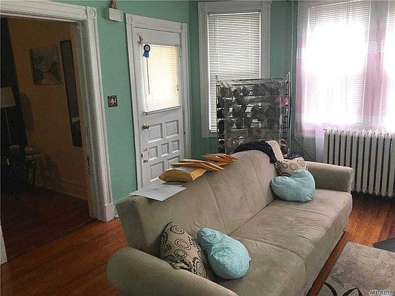 5th image of 159 Jackson Ave #A