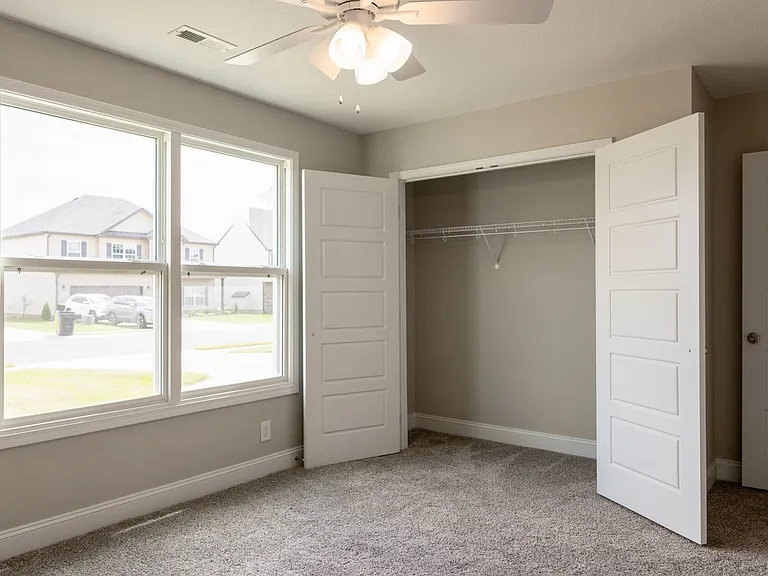 504 Ayden Ln — Photo 7