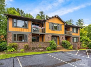 1745 Haywood Manor Rd APT A, Hendersonville, NC 28791