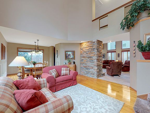 3rd image of 2582 N Mallard Ln