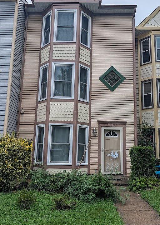 1st image of 12169 Presidio Way