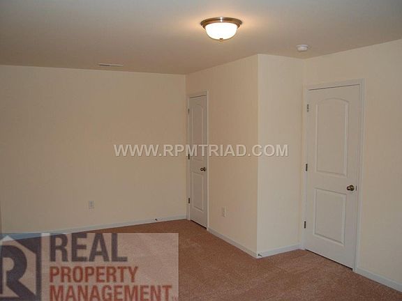 5th image of 6 Grace Chapel Ct