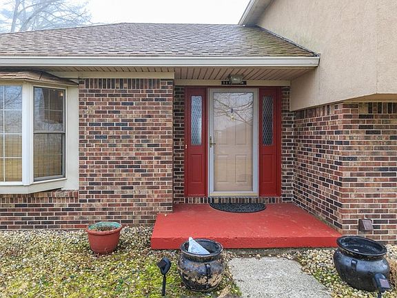 2nd image of 33 N Welker Dr