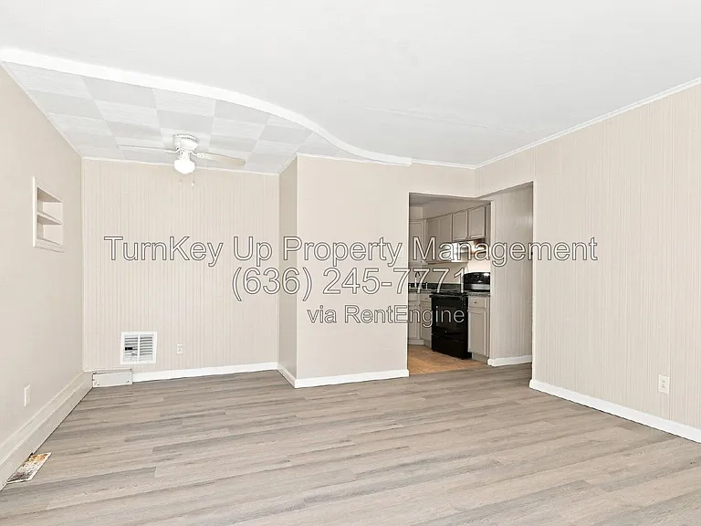 840 Lebon Dr — Photo 6