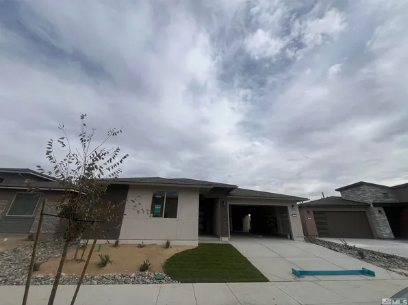 425 Solaris Ln, Carson City, NV 89705