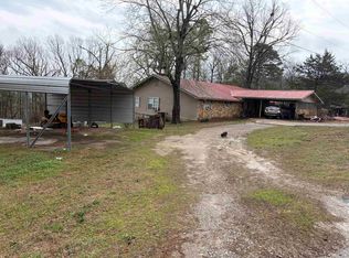 100 Kendall Dr, Salesville, AR 72653