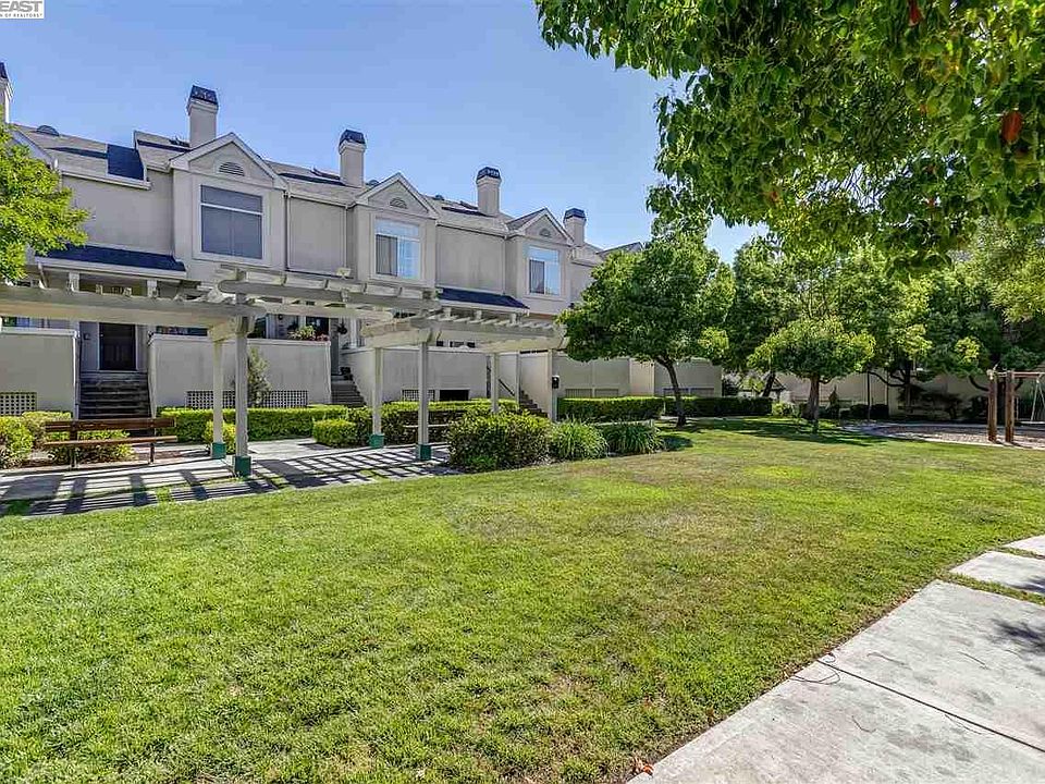 1st image of 648 Palomino Dr
