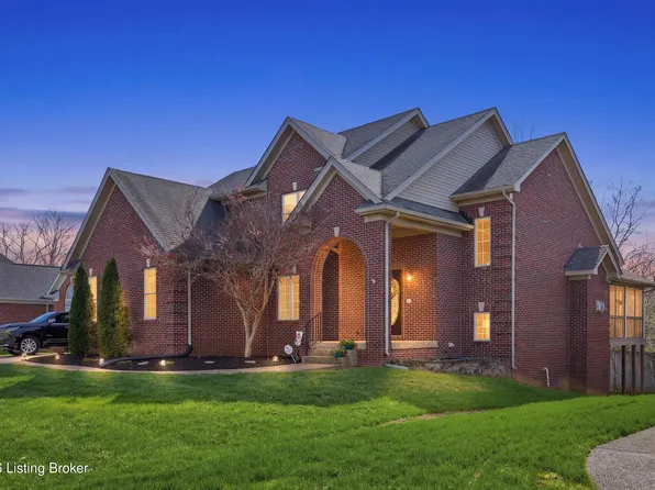 3512 Woodmont Park Ln, Louisville, KY 40245