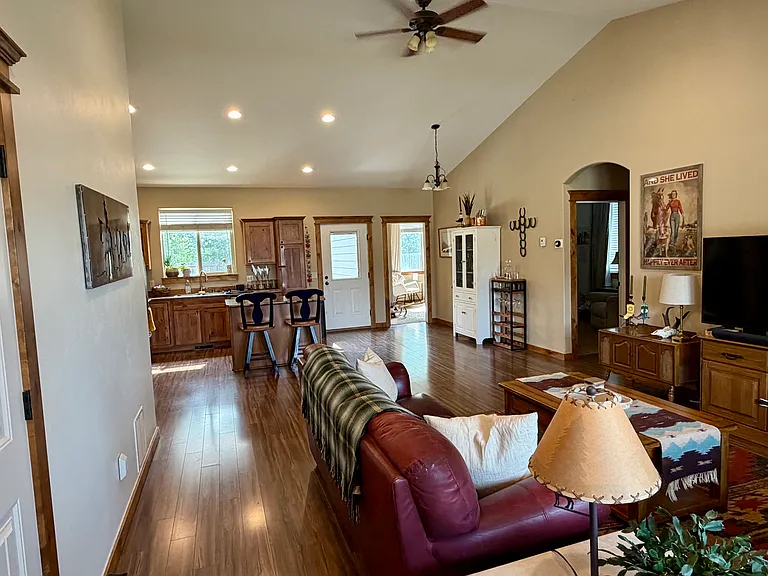 138 Timberview Cir — Photo 4