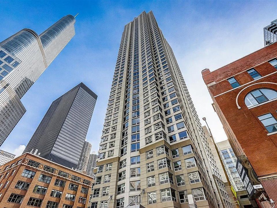 1st image of 441 N Wabash Ave #513