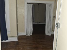 1712 Central Ave, Middletown, OH