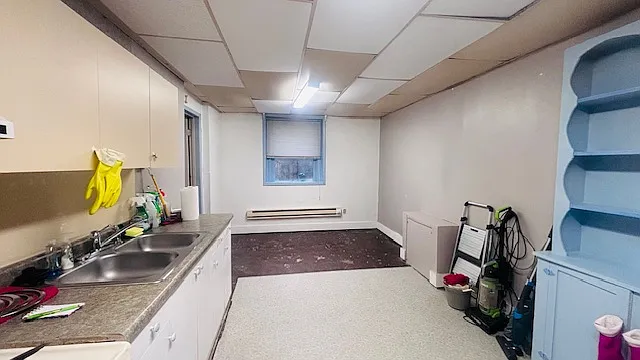 528 S Lucas St #2 — Photo 6