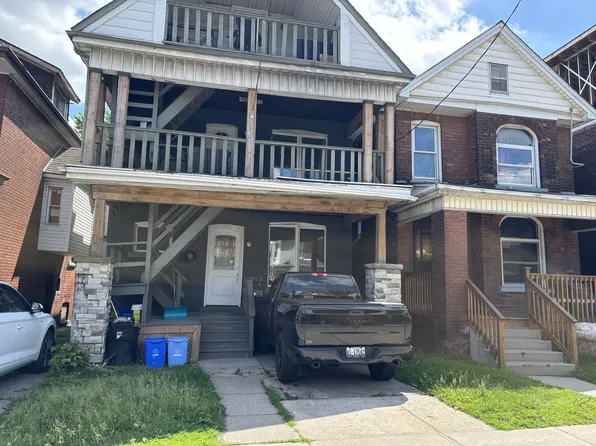 758 Cannon St E #2, Hamilton, ON L8L 2G9