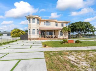 901 Dove Ave, Miami Springs, FL 33166