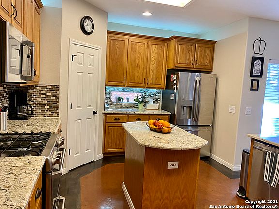 3rd image of 9007 Powhatan Dr