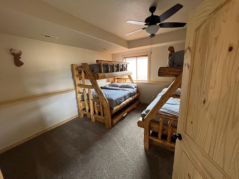 663 Arrowhead Dr — Photo 6