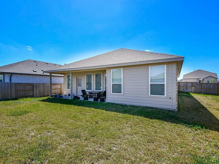 26610 Coast Redwood Dr — Photo 29