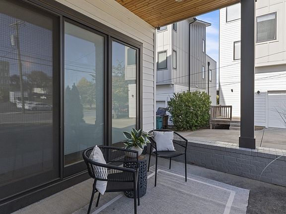 5th image of 1103A 13th Ave S