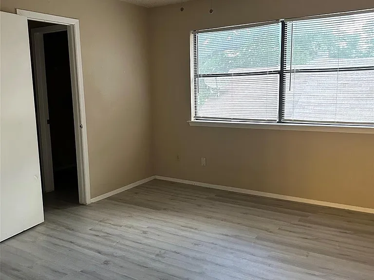 2808 Jadewood Ct #B — Photo 10
