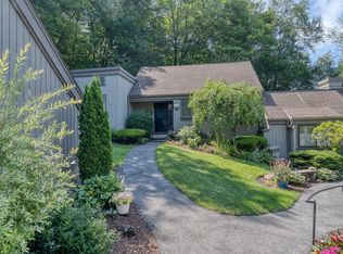583 Heritage Vlg #A, Southbury, CT 06488