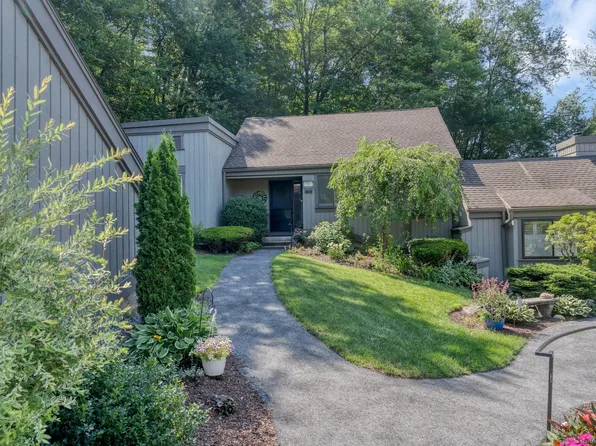 583 Heritage Village #A, Southbury, CT 06488