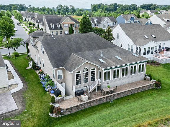 5th image of 25173 Lumberton Dr