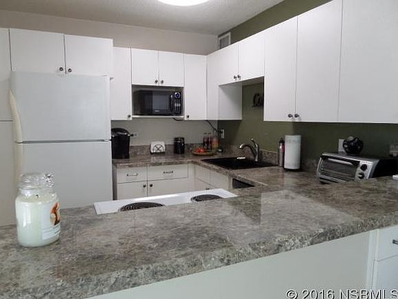 3rd image of 5535 W Bayshore Dr