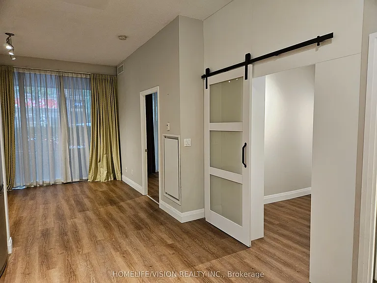 111 Elizabeth St #108 — Photo 3