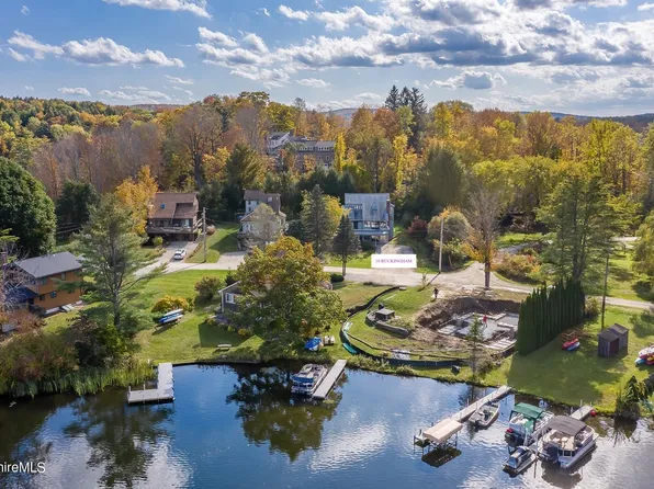 10 Buckingham Ln, Monterey, MA 01245