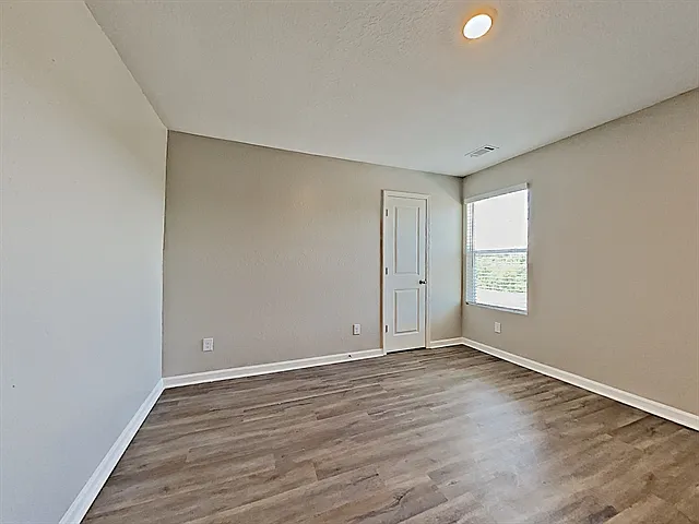 3435 Ridge Hill Pkwy — Photo 15