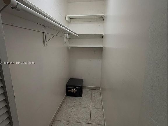 5th image of 15431 SW 101st Ave