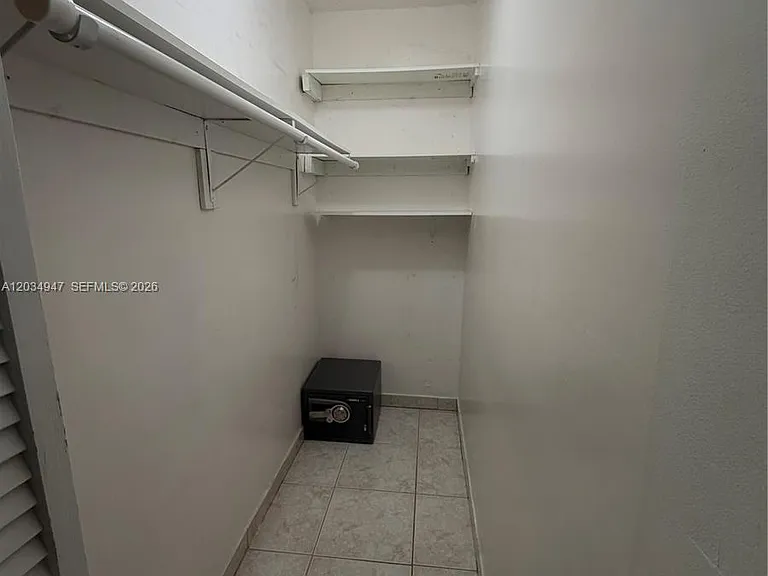 15431 SW 101st Ave — Photo 6