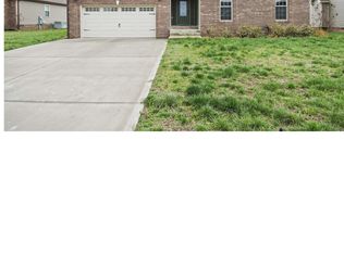 1654 Horseshoe Cave Dr, Clarksville, TN 37042