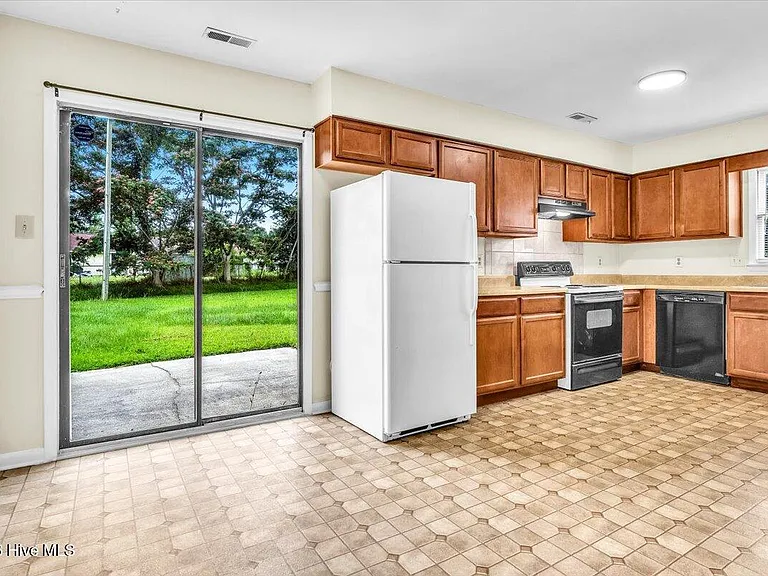 1019 Blue Leaf Pl — Photo 12